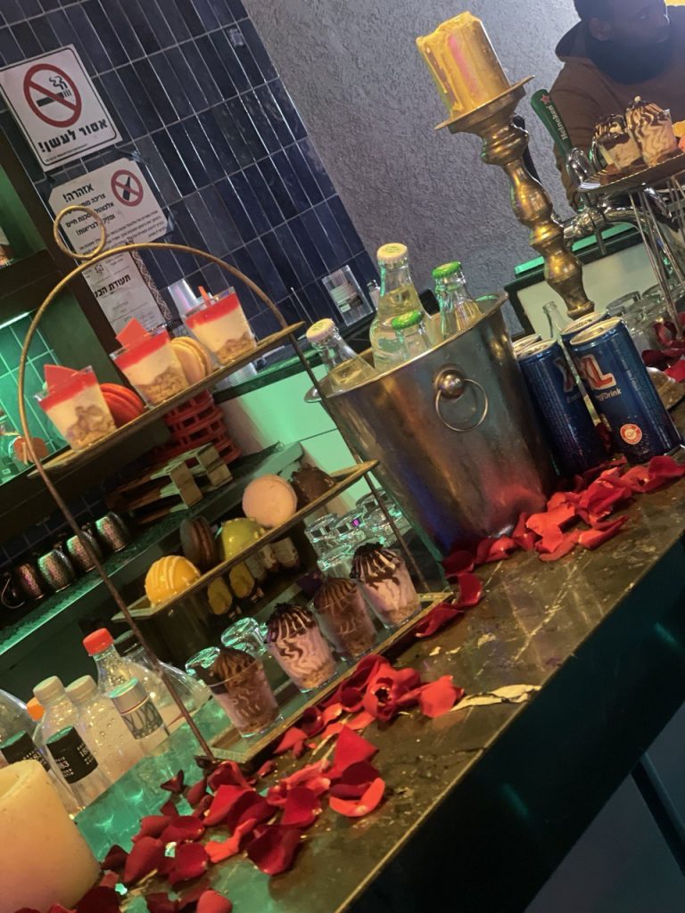 בר מעוצב הצעת נישואין