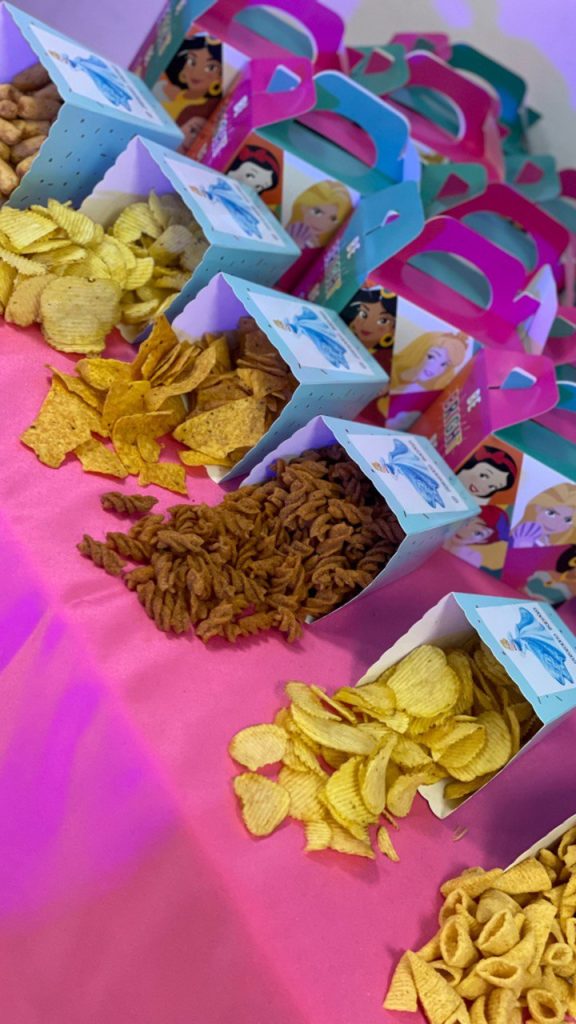 שולחן יומולדת לילדים