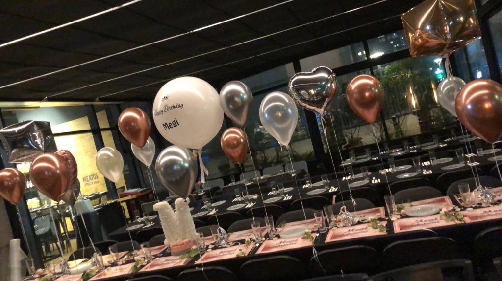 שולחן בלונים יוקרתי