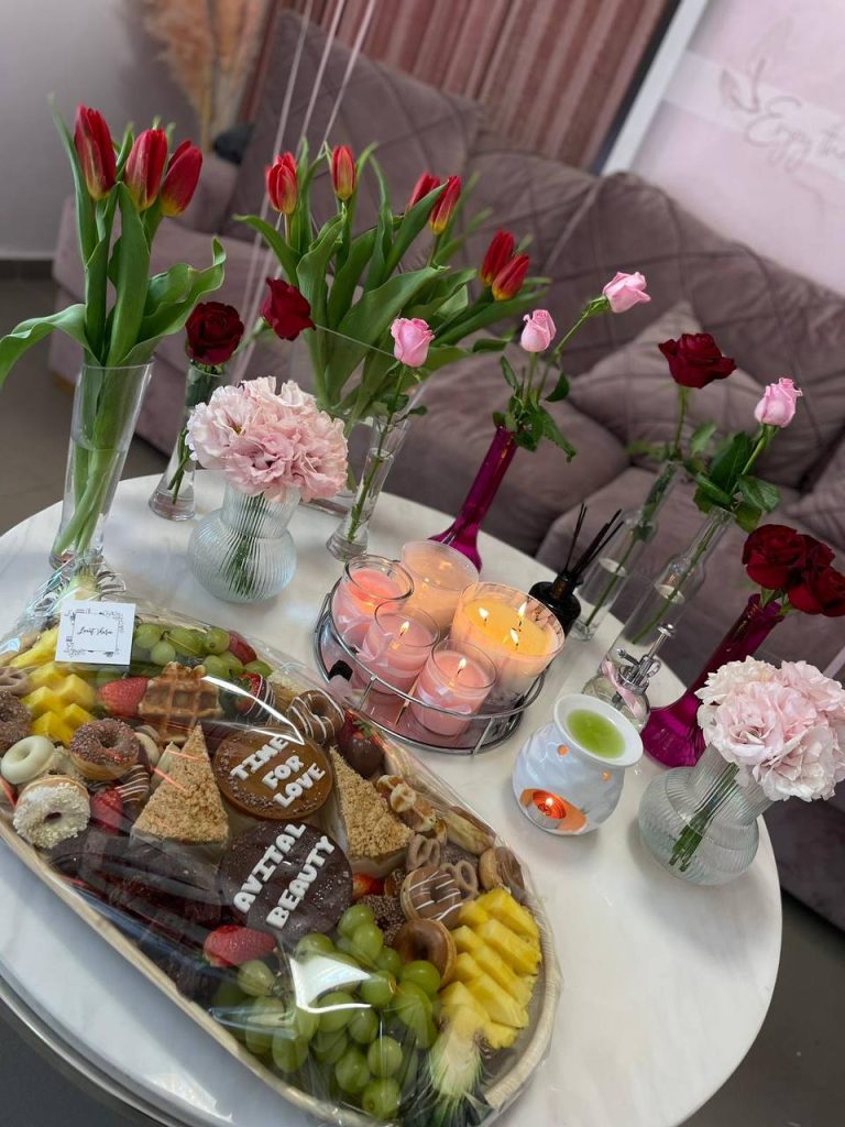 עיצוב שלחן מתוקים יום אהבה