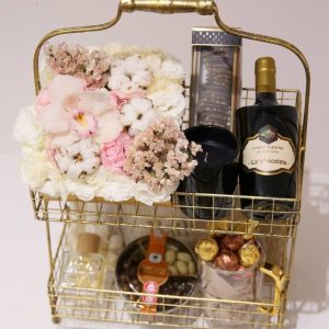 מעמד 2 קומות זהב יוקרתי מעוצב מהמם לחג , משלוח מנות יוקרתי