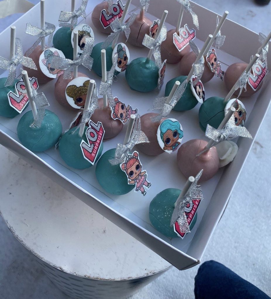 קינוחים מעוצבים לול